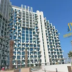 2 Bed In Azzizi Farhad With Burj Khalifa View By Desert City Stays